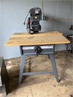 Sears/ Craftsman 10" radial saw. Works
