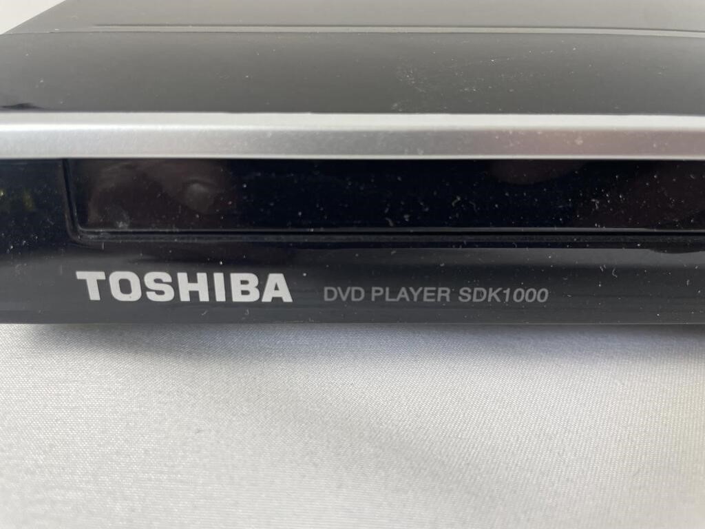 Toshiba DVD Player W/remote