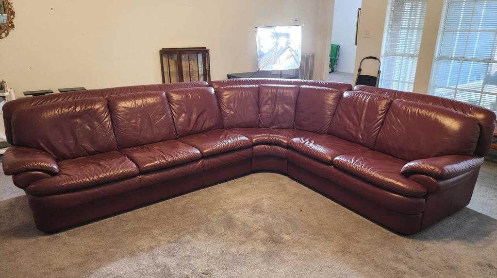 Luxurious Burgandy Leather Sectional Sofa