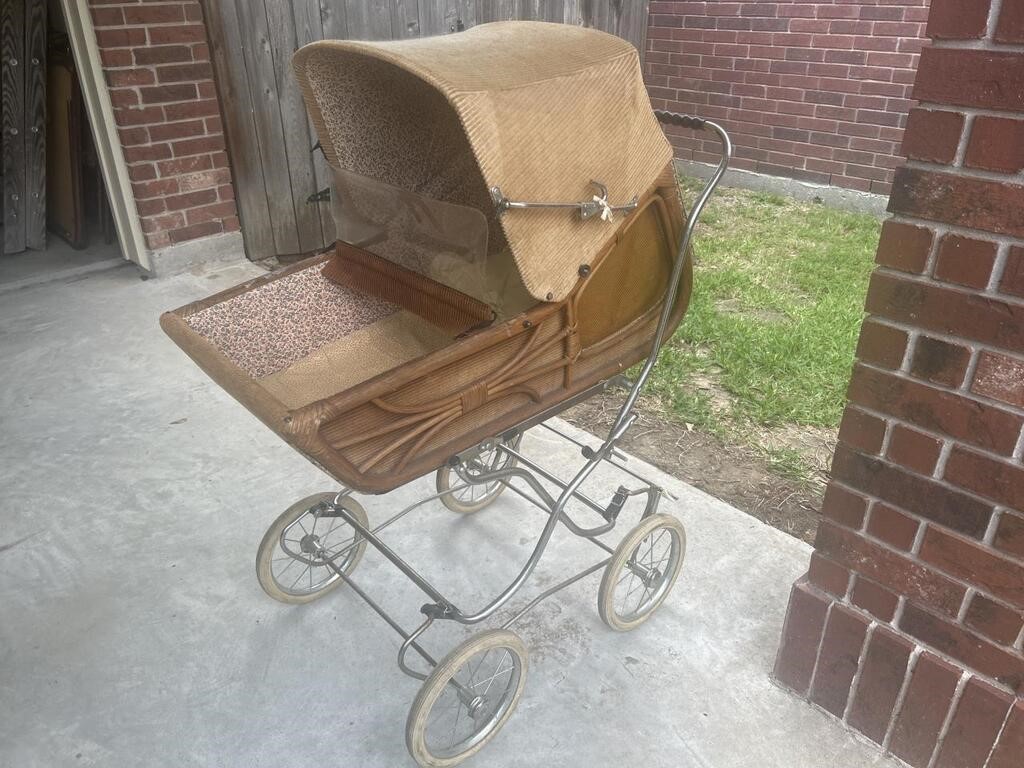 Vintage Pram Baby Trolley Carriage