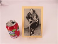Bobby Hull , 1944/64 BEEHIVE Photo Hockey