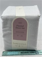 NEW Threshold Queen 4pc Flannel Sheet Set
