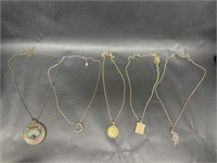 Lockets and Pendant Necklaces