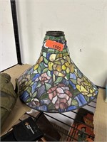 STAINED GLASS LIGHT SHADE
