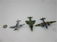 3 avions militaires en métal et plastique