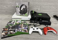 (2) Assortment of Xbox Items