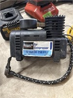Tailgate Tool Air Compressor