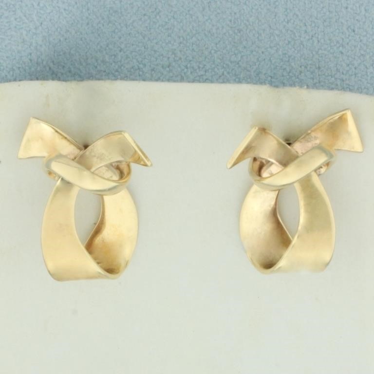 Bow Ribbon Design Earrings in 14k Yellow Gold