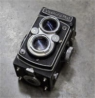 Vintage Yashica-Mat Camera Like Rolleiflex