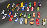 31 HOT WHEELS TOY CARS