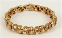 18K Yellow Gold Bracelet w/ 14 Diamonds