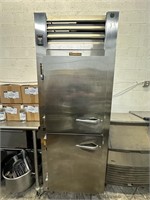 Traulsen 1 door commercial refrigerator