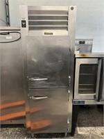 Traulsen 1 door commercial refrigerator