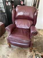 Very nice leather recliner