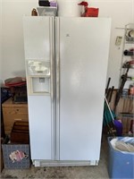 Admiral 2 Door Side by Side refrigerator/freezer