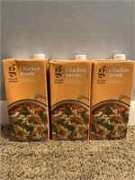 Good & Gather Chicken Broth 32 oz cartons