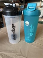 Shaker cups/ Blenders