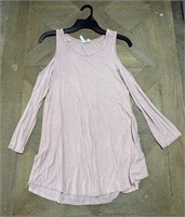 Pink tank/sleeve shirt - Medium