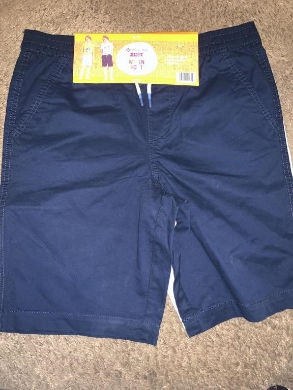 Boys size 18/20  woven shorts 2-pack