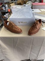 Beast fashion shoes size 7.5 new
