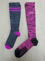 2 pair compression socks
