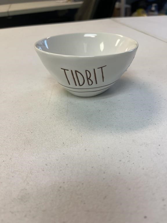 Tidbit so cute bowl