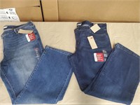 2 new pair of Levis.. size 20W