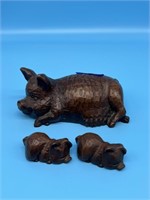 Red Mill Wooden Pig And 2 Piglets