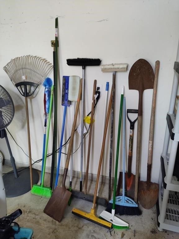 Yard Tools, Brooms, Dusters