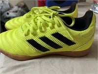 Yellow boys adidas size 2.5 only wore a couple