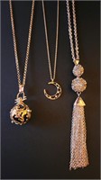 5pcs of Pearly white & other necklaces