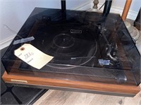 PIONEER RECORD PLAYER