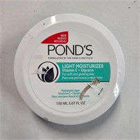 POND’S Light Moisturiser Non-Oily skin cream
