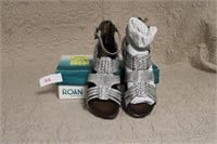 Roan Women's Size 8.5 Shoes