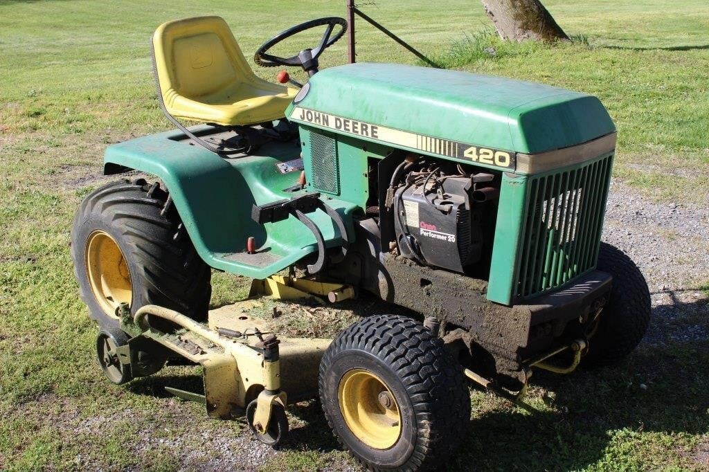 John Deere 420 Lawn Tractor 60" Deck