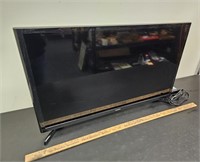 Samsung 32" Flat Screen TV- Works- No Remote