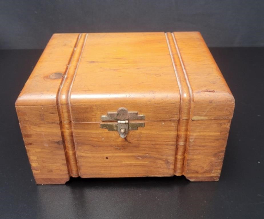 Antique Footed Cedar Dovetail Box w/Brass Latch