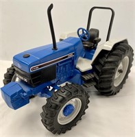 Ford Vintage Blue 4x4 7740 Tractor Toy