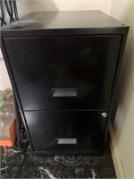 2 drawer metal filing cabinet 2 feet tall, 1’6