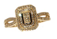 10kt Gold Elegant Diamond Dinner Ring