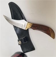 Fixed Blade 4-Inch Knife With Leather Sheath