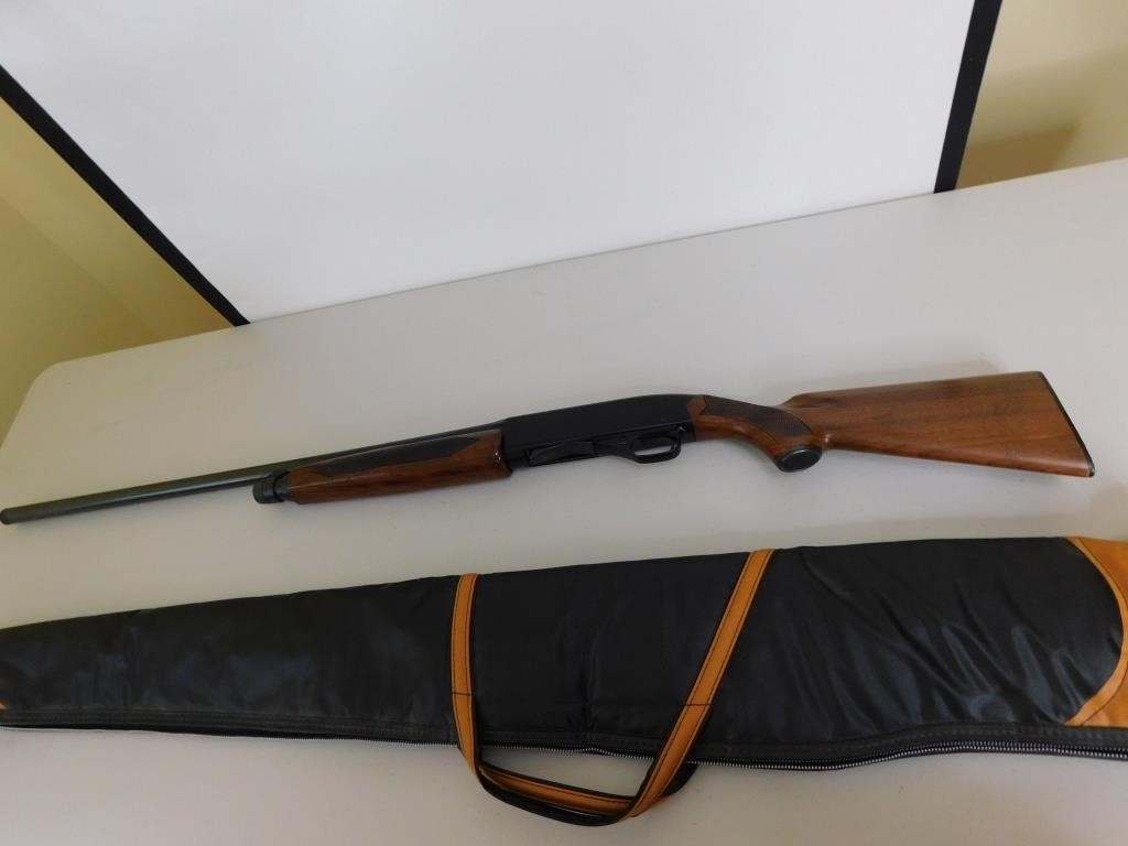 Winchester Model 1200 12 Gauge with case