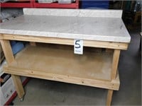 4Ft Work Bench on Wheels