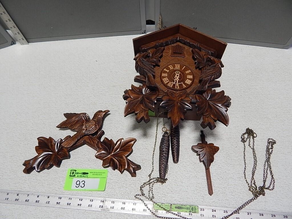 Weisser Cuckoo Clock