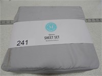 Queen size sheet set