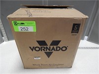 Vornado Model 660 whole room air circulator; works