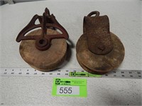 2 Antique wooden pulleys