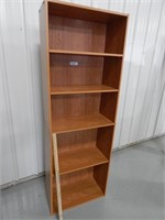 Pressed wood shelf; approx. 71 "high x 25" wide
