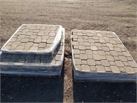 Approx. 200+ pavers on 2 pallets