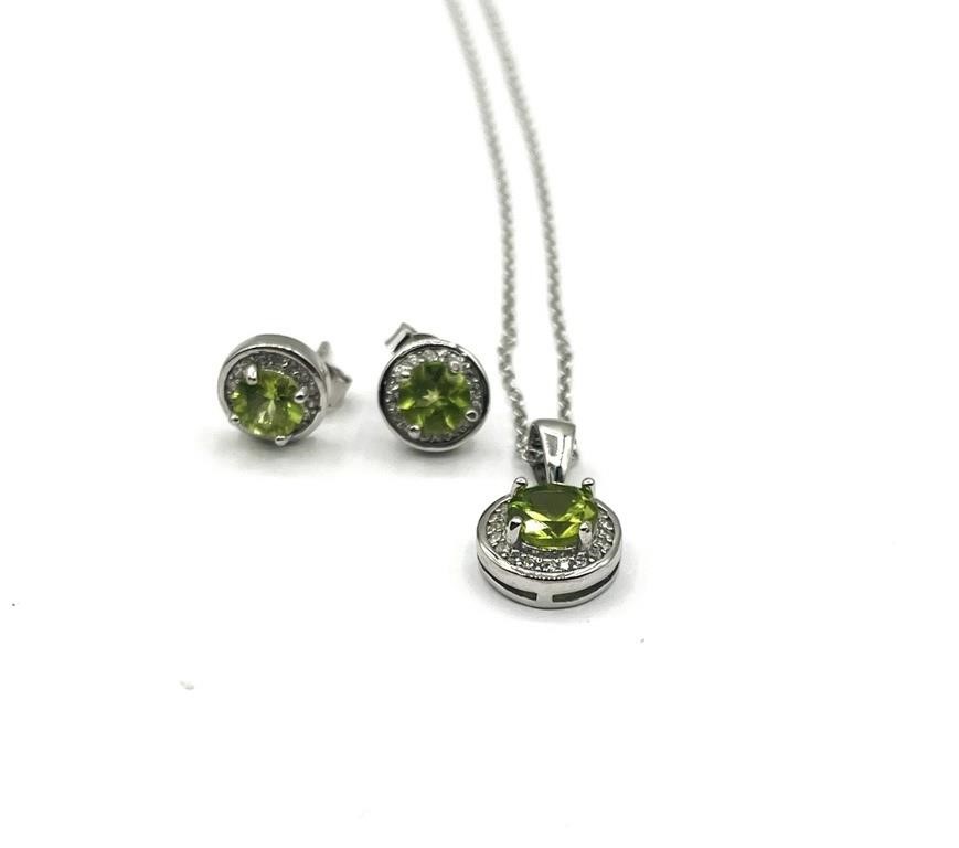 Sterling Silver Natural Peridot (2.5ct) With